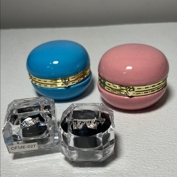 Accessories - Pink and Blue Trinket Boxes with Gold Accents w/2 sets of Costume Earrings NEW
